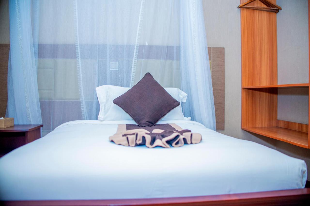 Hera Hotel Kampala Exteriér fotografie