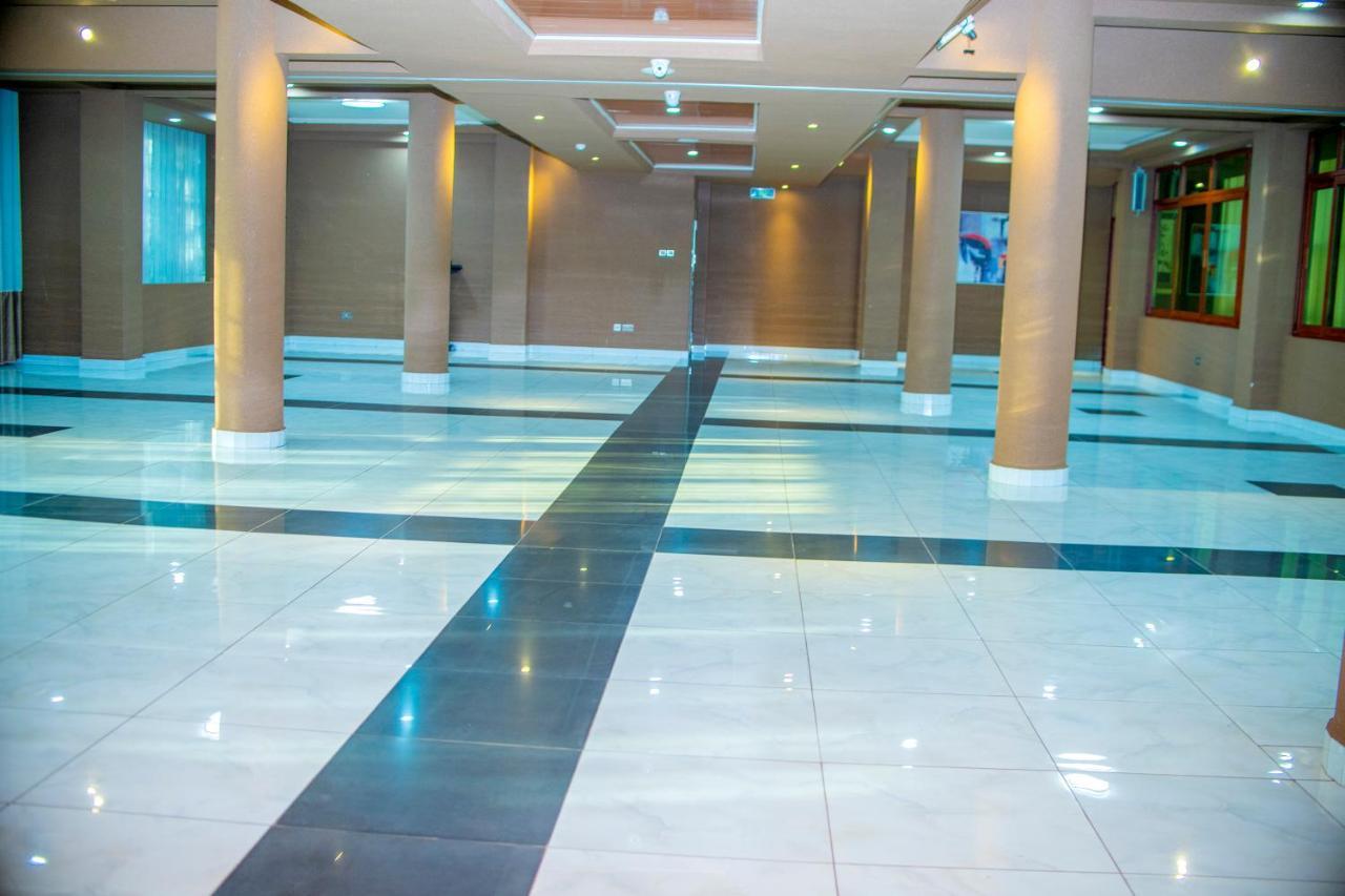 Hera Hotel Kampala Exteriér fotografie