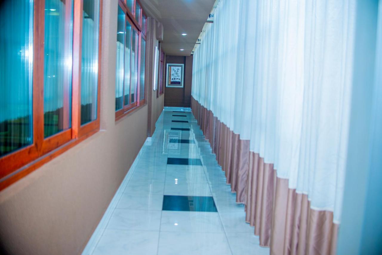 Hera Hotel Kampala Exteriér fotografie
