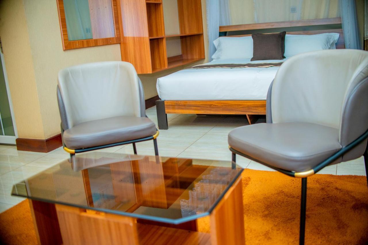 Hera Hotel Kampala Exteriér fotografie