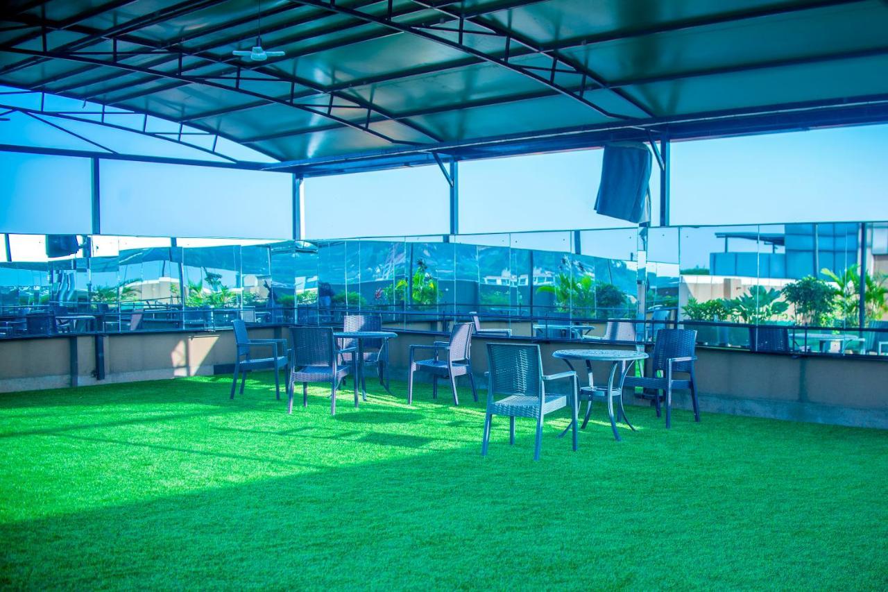 Hera Hotel Kampala Exteriér fotografie