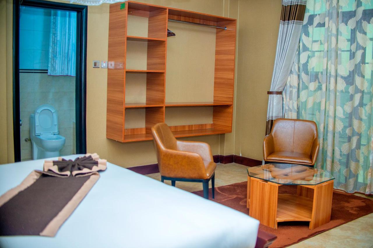 Hera Hotel Kampala Exteriér fotografie
