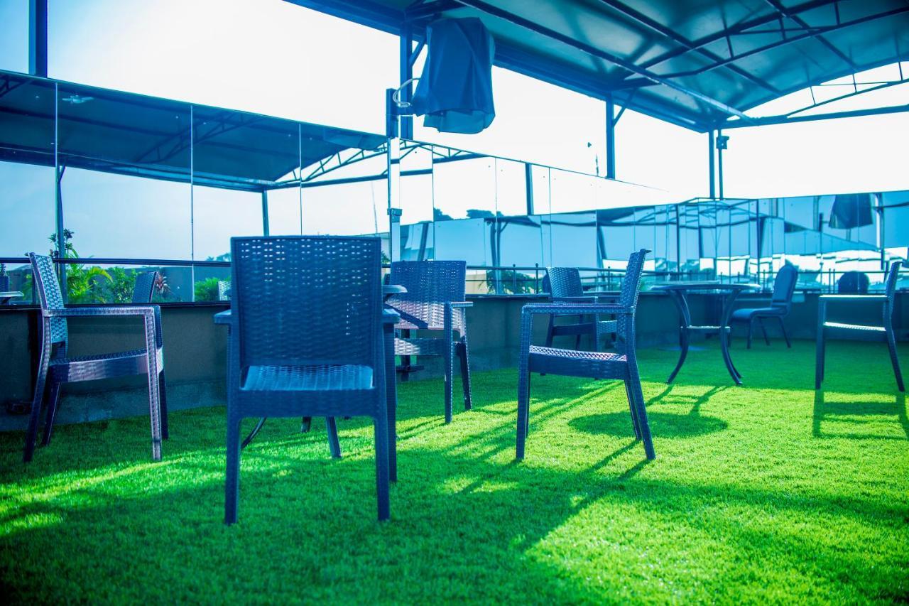 Hera Hotel Kampala Exteriér fotografie