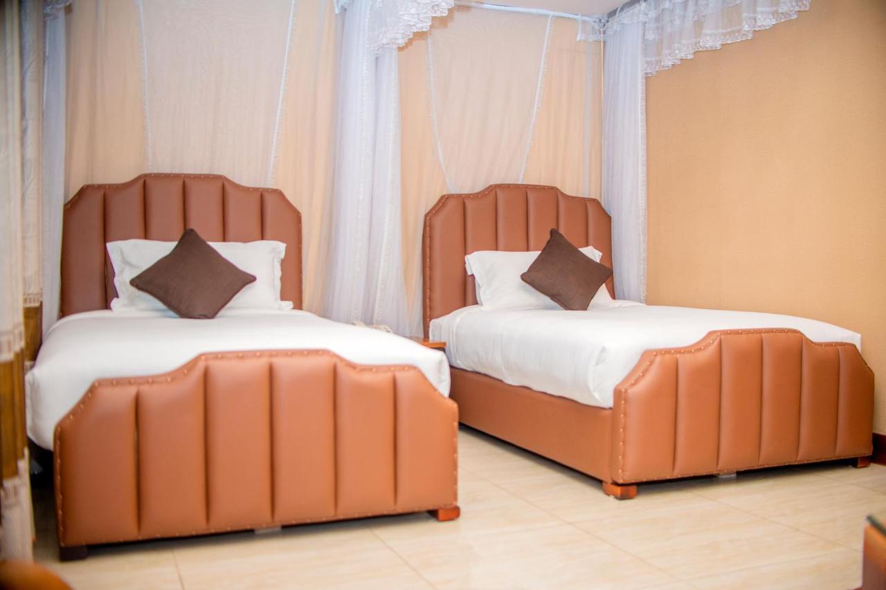 Hera Hotel Kampala Exteriér fotografie