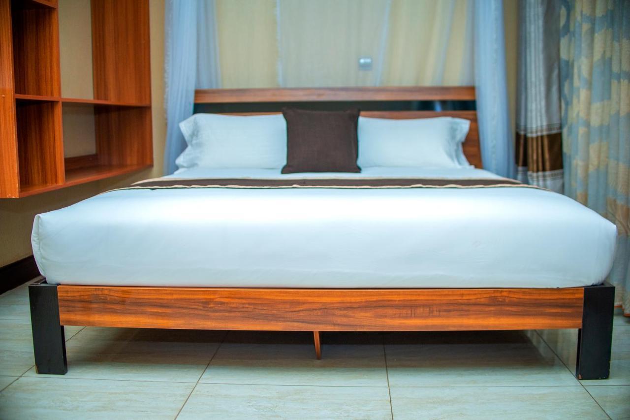 Hera Hotel Kampala Exteriér fotografie